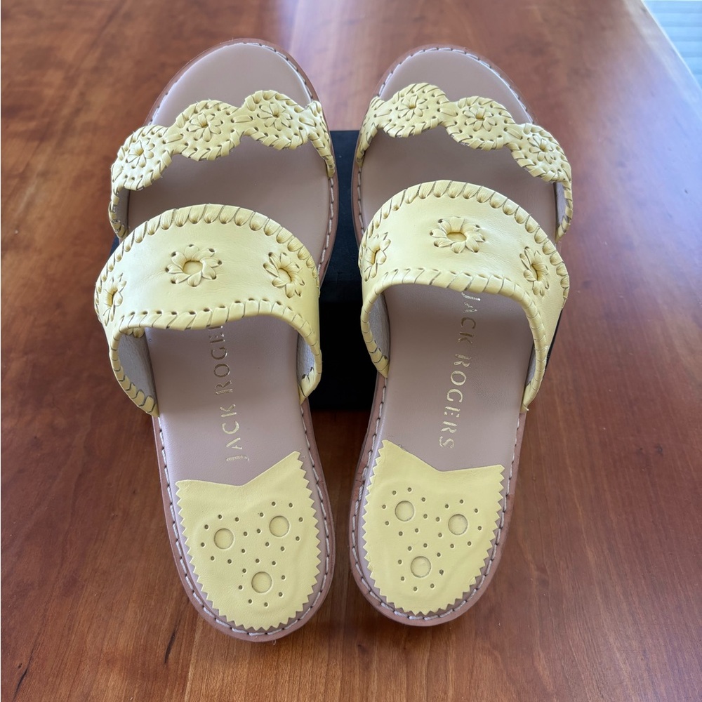 Jack Rogers Caroline Sandal in Pastel Yellow Size 9